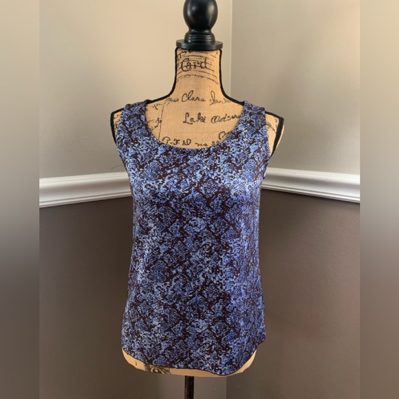 ST.JOHN geometric print blue opal rayon blend heavier shell size small NWT - Picture 3 of 13